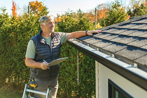 Professional Roofing technician working in Berlin, MD